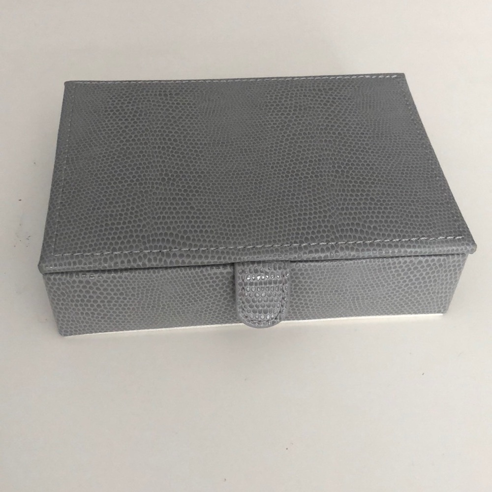 Designer Wolf jewelry organizer